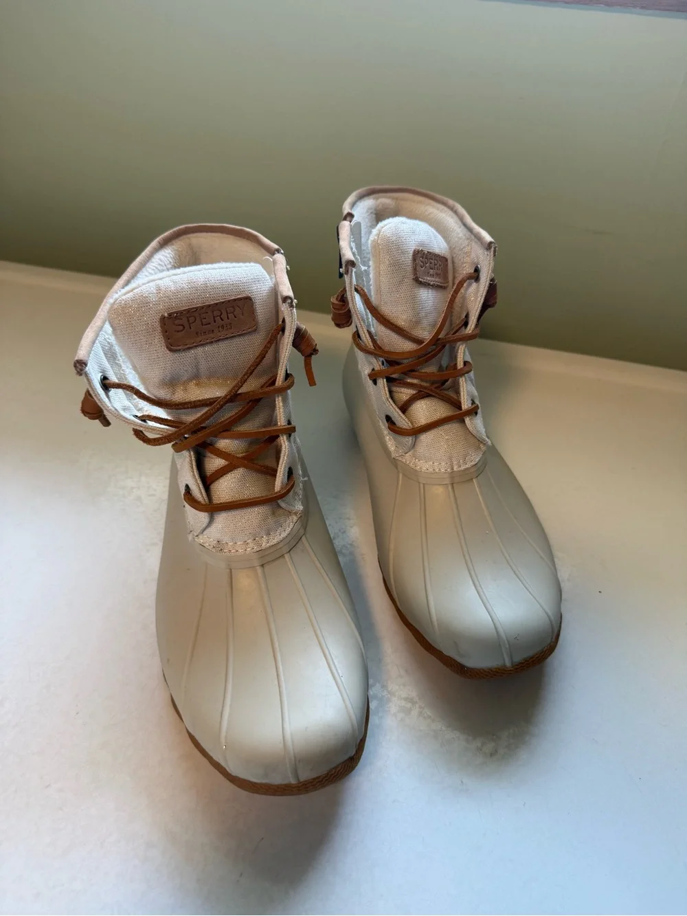 Sperry Women's Cream and Tan Lace-Up Duck Boots-9M